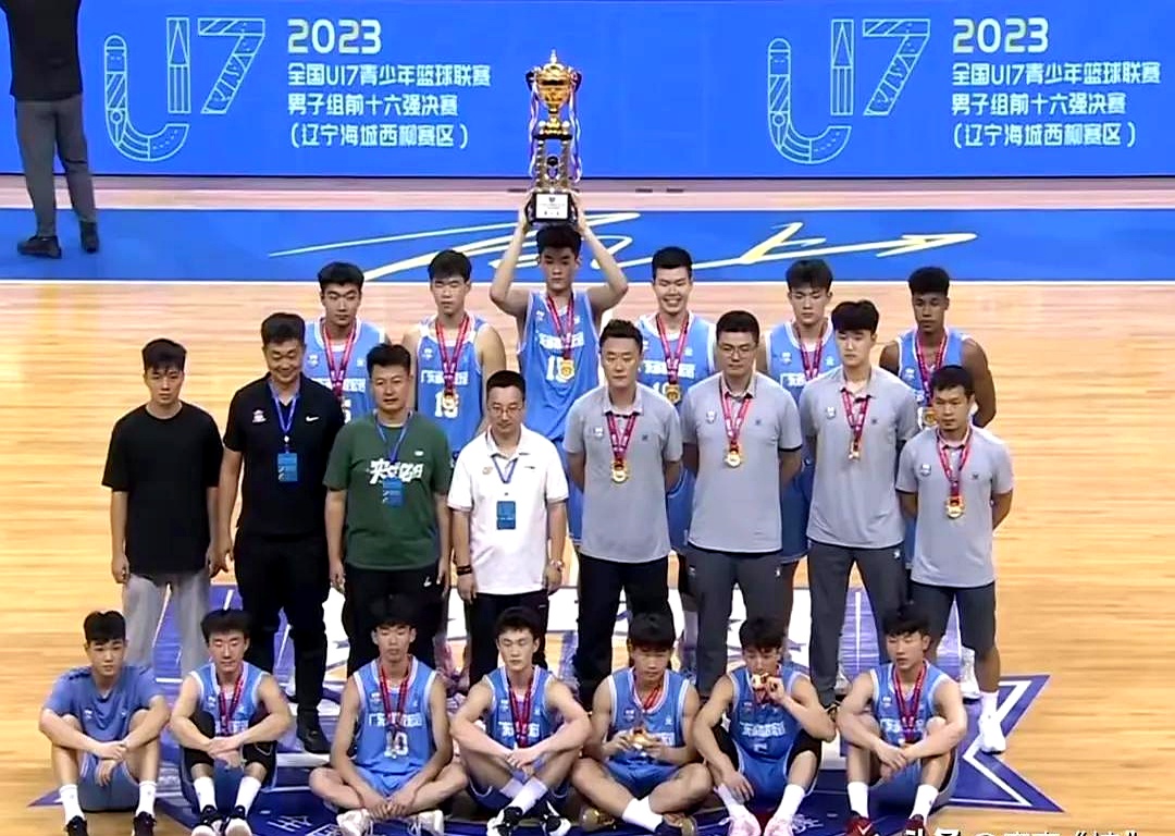 加时末段体能课后，广东宏远强势反弹备战CBA常规赛，媒体盛赞，纪律约束更严格的简单介绍