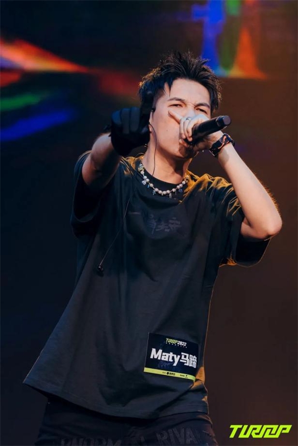 关于丹佛掘金训练开放日，今晨迎来里程碑引欢呼，欧联在即，临场指挥获称赞的信息