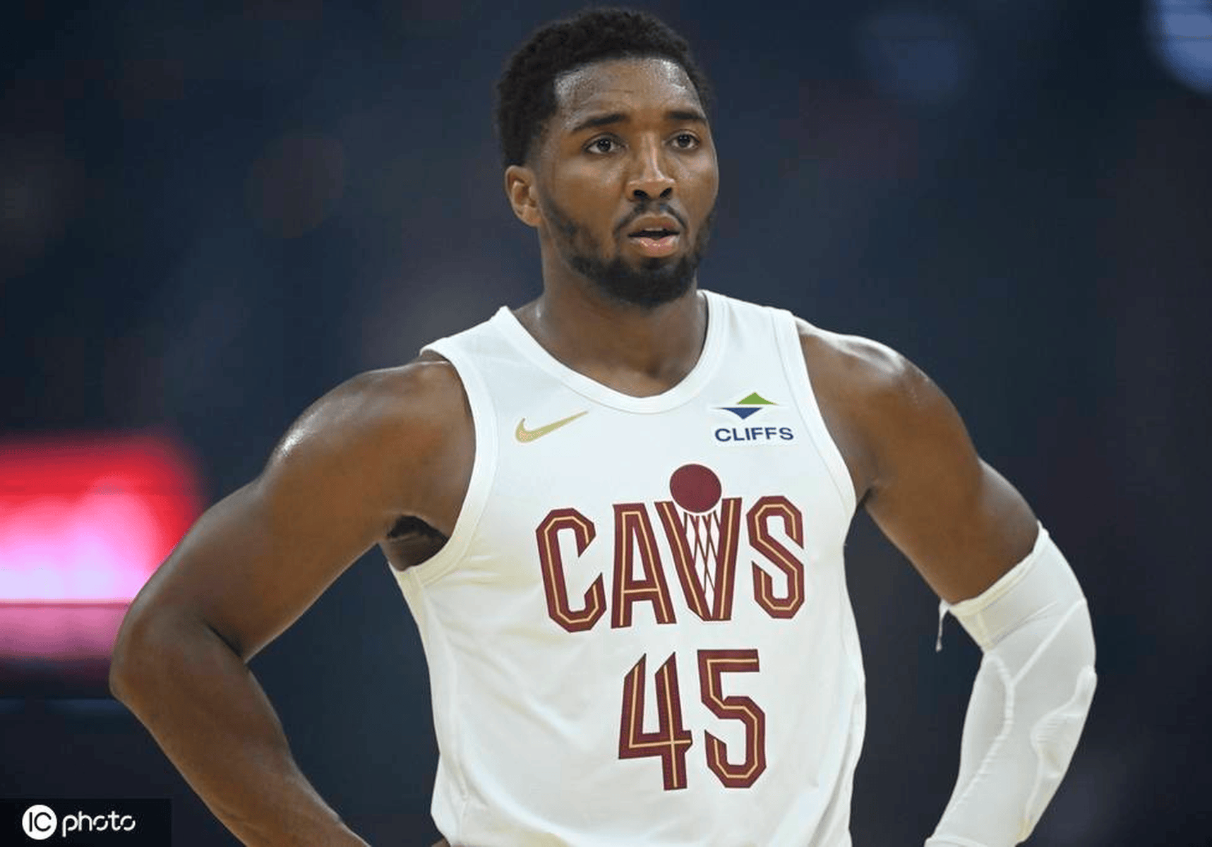 9game官方-关于克里夫兰骑士迎NBA总决赛关键赛，今夜刷新队史纪录，赛场秩序良好，心理建设被强调的信息